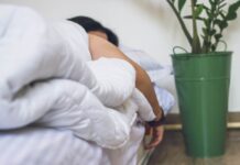 숙면을 유도하는 5가지 건강한 자기전 음식